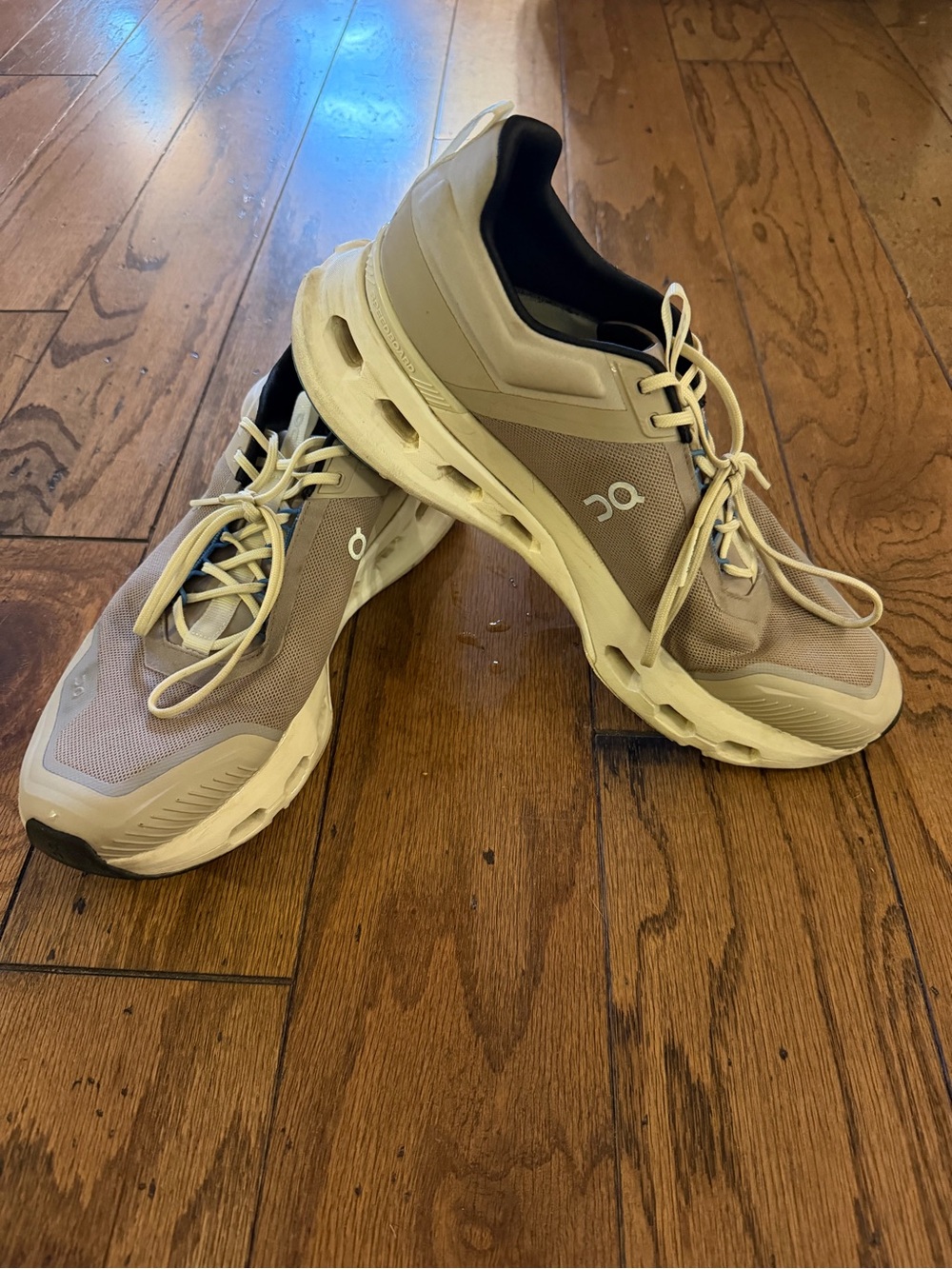 On Running Men's Cloudrunner Shoes - Beige and White